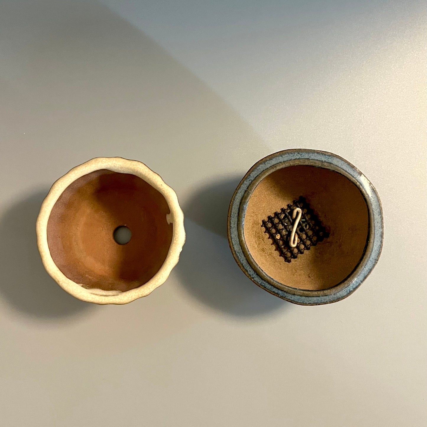 小さい盆栽鉢 2つ
