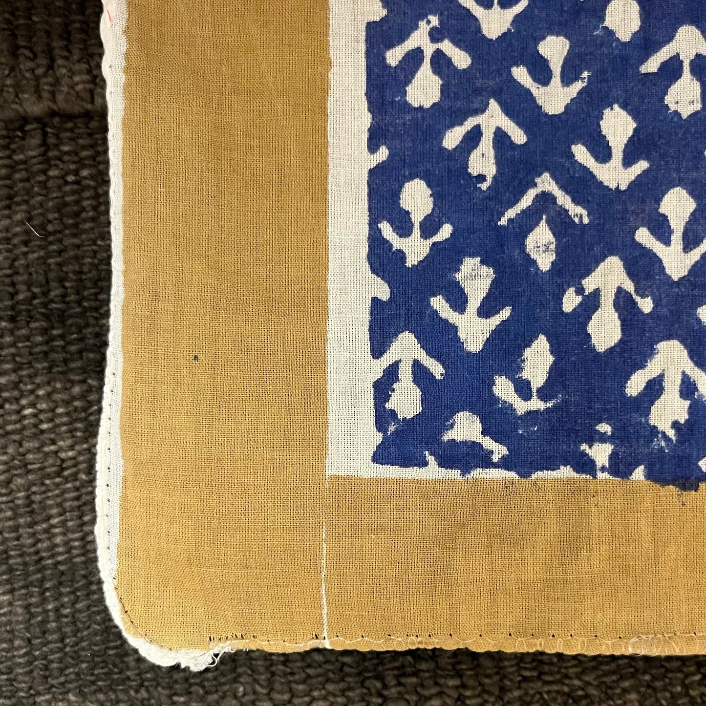 ジャイプールの草木染ハンカチ E