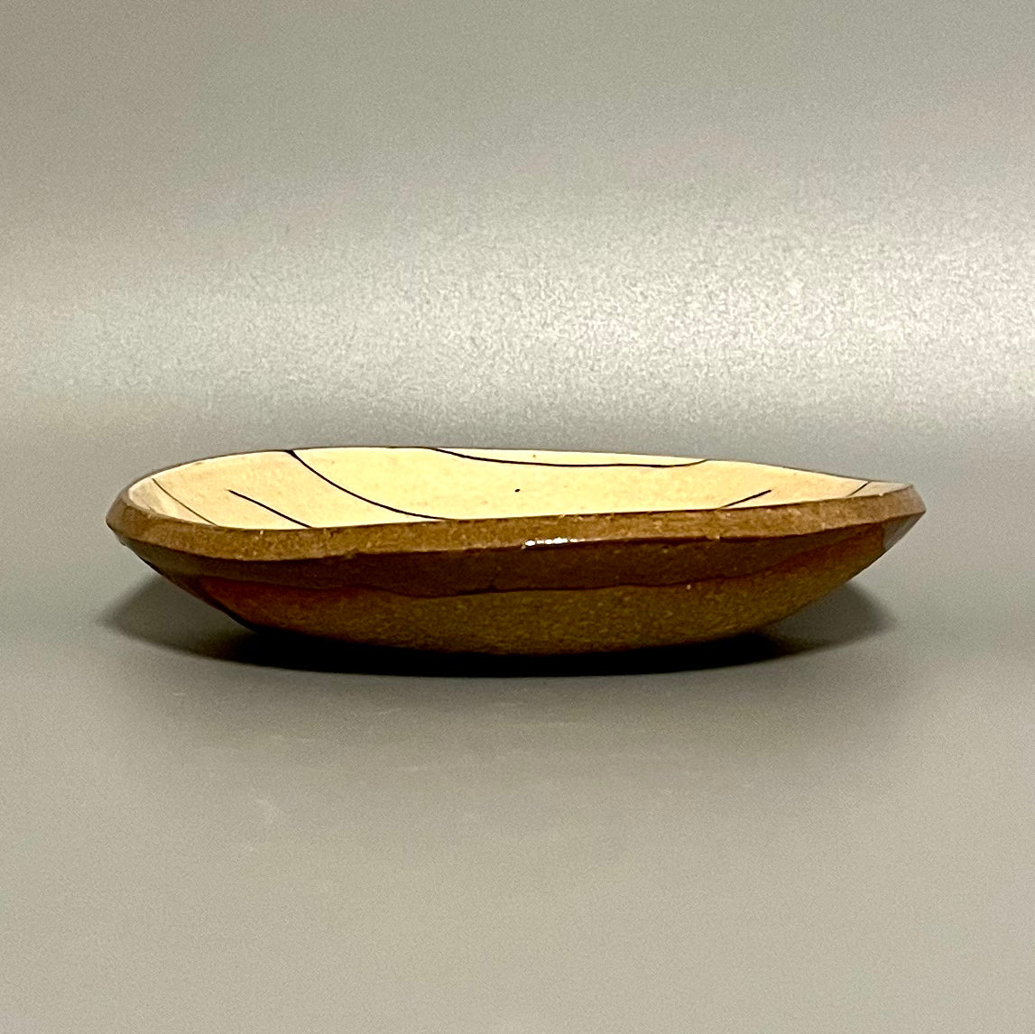 齊藤十郎 スリップ ４寸皿  A