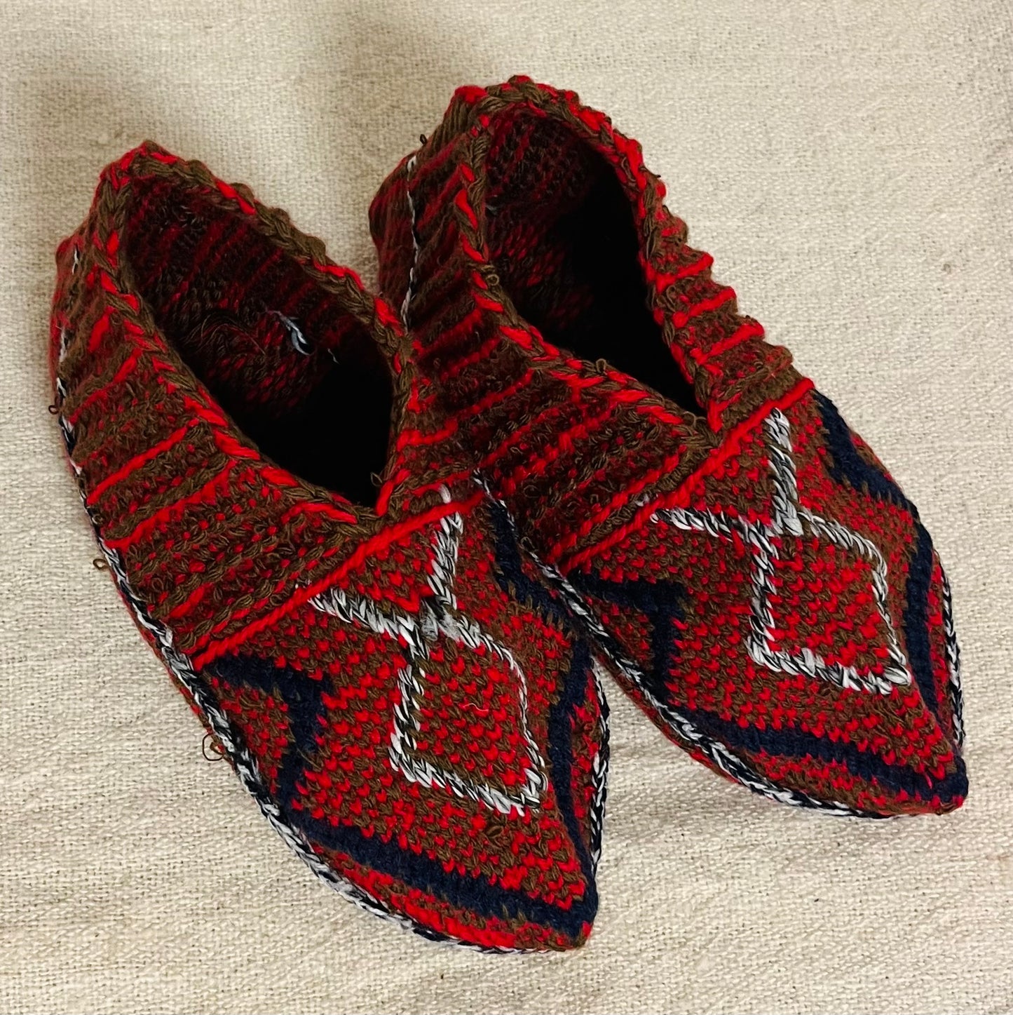 イラン マースレー村の手編み靴下