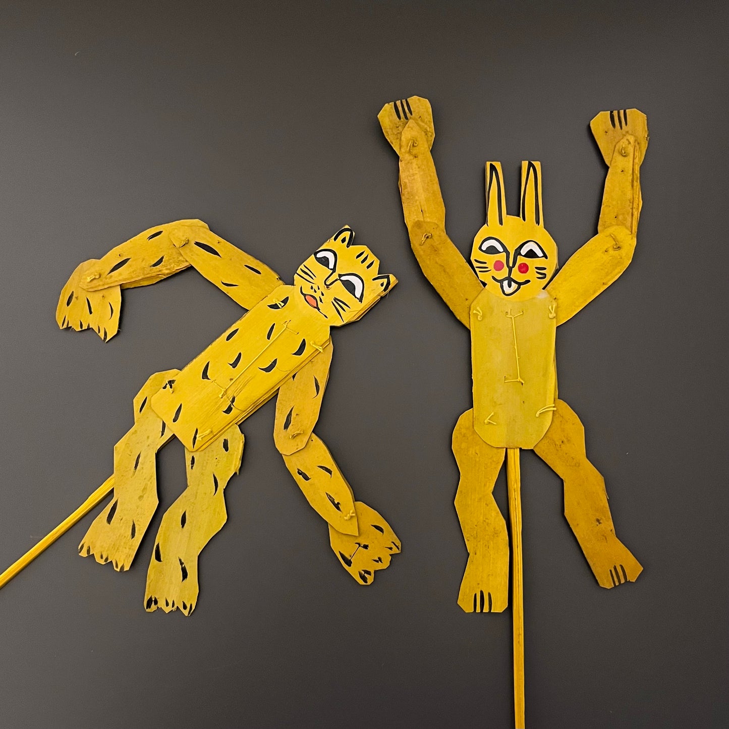 ヤシの葉のパペット　ウサギ